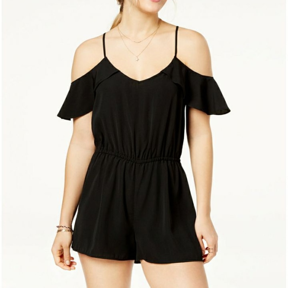 🦋 Flutter-Sleeved Cold-Shoulder Romper